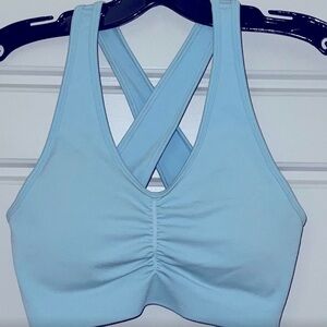 Alphalete Amplify High-Impact Seamless Crossed Back Scrunched Bra Blue Medium 🩵